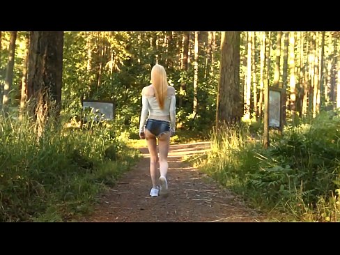❤️ Piękna kobieta porusza się powoli, nie naga wideo ❤️ Fucking video at us pl.villagesexvideos.ru ❤